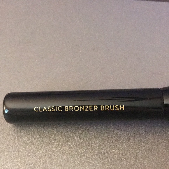 Laura Geller brush - Picture 3 of 6